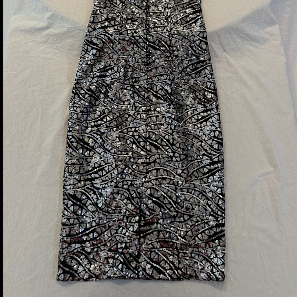 Tatyana Silver Sequin Pin-Up Midi Dress - Picture 6 of 7